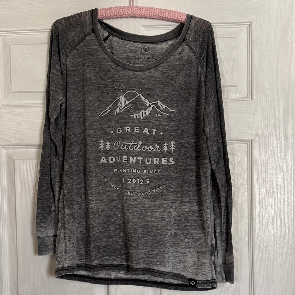 Tentree Lightweight Graphic Longsleeve Shirt